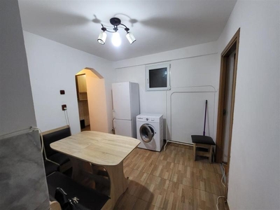 Apartament 2 camere, zona Lujerului