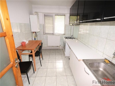 Apartament 4 camere, transformat in 3 , parter, 100mp de vanzare