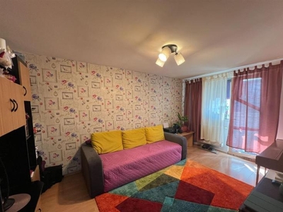 Vanzare Apartament 2 camere, zona Lujerului