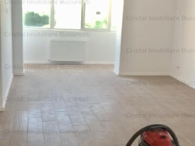 Vinzare apartament cu 3 camere , Rahova