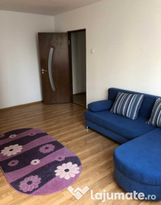 Apartament 2 camere, decomandat,4/4 in Militari,Pacii.