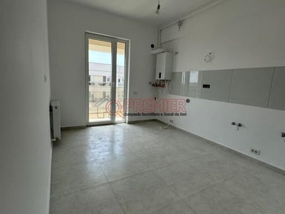 Apartament 2 camere Metrou Berceni, 2 camere, decomandat