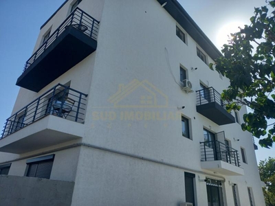 APARTAMENT 2 CAMERE+CURTE 50 MP METROU DIMITRE LEONIDA