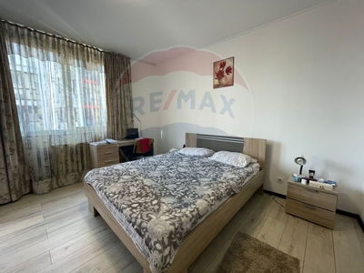 Apartament 3 camere inchiriere in bloc de apartamente Arad, Banu Maracine