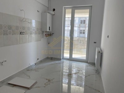 APARTAMENT 3 CAMERE-METROU DI ITRIE LEONIDA