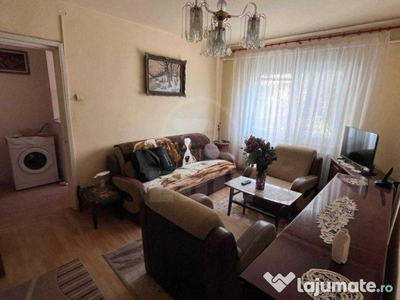 Apartament 3 camere semidecomandat MANASTUR