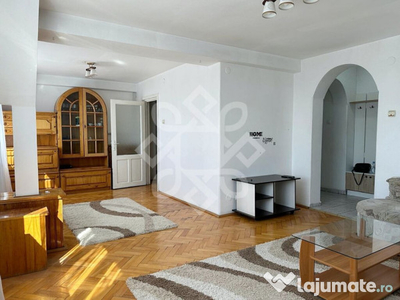 Apartament cu 3 camere pe Calea Aradului