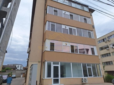 APARTAMENT DECOMANDAT-PARC LAURENTIU RAICIU