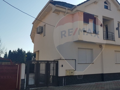 Casavila 5 camere vanzare in Satu Mare