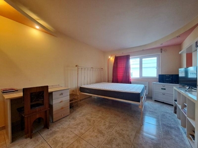 De vanzare apartament 2 camere Aviatiei