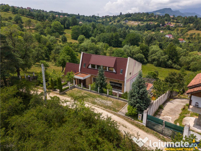 FILM! Casa de vacanta, in mijlocul naturii, coltul tau de ra