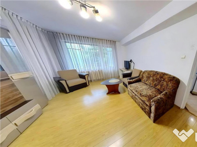 TUR LIVE! Apartament modern si confortabil, Central, Targu M