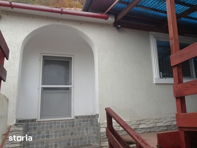 Vand apartament 3 camere in Deva, in Vila cu 3 apartamente la etaj 2