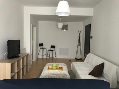 Vanzare Apartament cu 2 camere zona Decebal