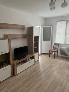 Vanzare Apartament cu 3 camere zona Nicolae Grigorescu