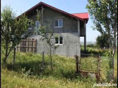 Casa la gri, geamuri și uși termopan+1300mp