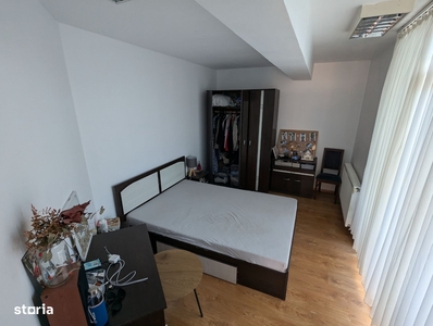 Apartament 2 camere semidecomandate, etaj 2, zona Cora