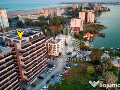 Apartament 2 camere decomandat, Mamaia zona Rex, la alb