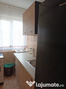 Apartament 2 camere în Oravita lângă pompieri