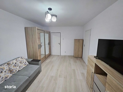 Apartament Decomandat cu 3 Camere în Micro 16, lângă Școala nr. 10