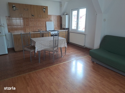 Apartament 2 camere, 35mp utili, etaj 1/4 , zona Piata Doina