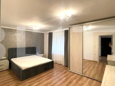 Apartament LUX, 3 camere, decomandat, 65 mp, garaj, zona UMF