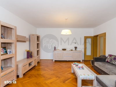 Apartament 3 camere, în bloc tip vila , et 3, cartierul Strand