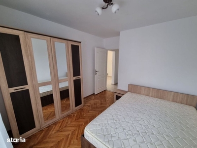 Apartament 3 camere, Rapa Galbena