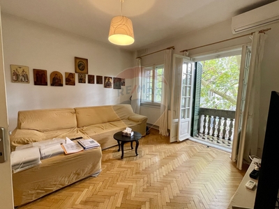 Apartament 4 camere vanzare in casă vilă Bucuresti, Aviatorilor