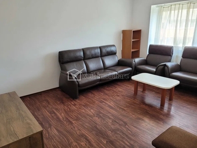 Apartament cu 3 camere, Manastur, zona Calvaria