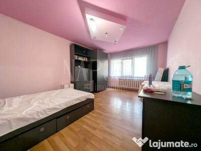 Apartament cu 3 camere, zona Rogerius Oradea!