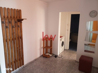 Vanzare apartament 2 camere, parcare, predare la cheie