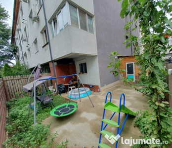 Casă la bloc Apartament 2 camere + curte + terasă +parcare Oituz