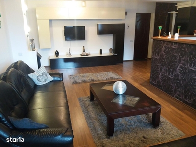 Apartament in VILA | de vanzare | 3 camere | Semicentral