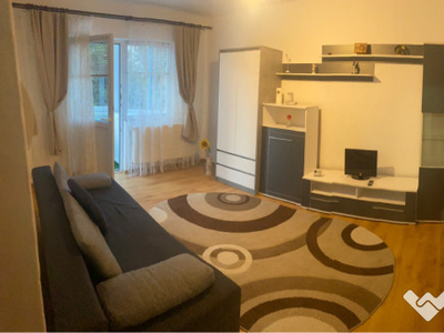 Închiriez apartament 2 camere decomandat str. Codrul Cosminului