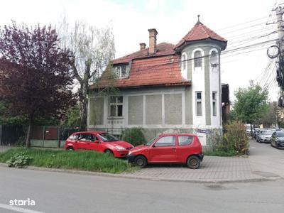 Casa zona Policlinica pret fix !