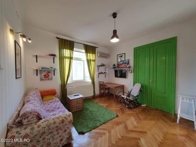 Apartament de 74mp, etaj 1+M in vila interbelica, Mircea Vulcanescu!