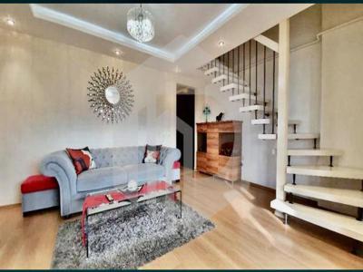 Penthouse cu 4 camere pe doua nivele in zona Strand