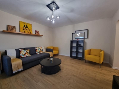 APARTAMENT 2 A SERBANESCU// 3 MIN METROU