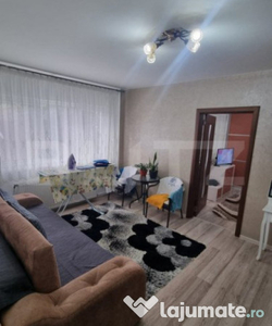 Apartament 2 camere, semidecomandat, mobilat, Central, zona