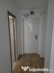 Apartament 2 camere Viziru3 Liber