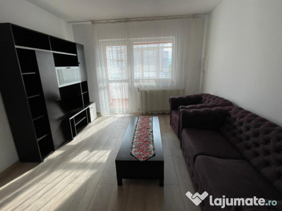 Apartament 3 camere decomandate, Parcul Nord, etaj 3