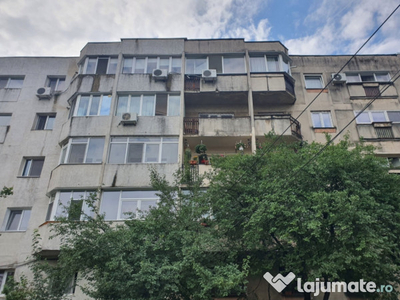 Apartament 3 camere situat zona Cantacuzino 2 bai