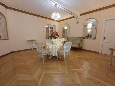 Apartament 4 camere in vila | Victoriei | Garaj