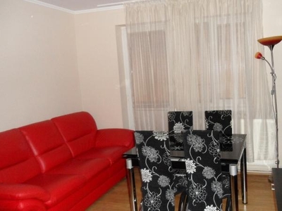 Apartament 4 camere Targoviste Aleea Trandafirilor