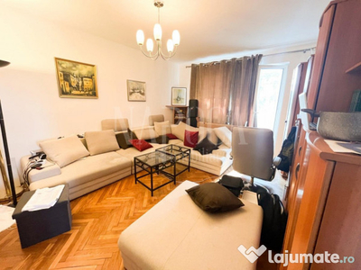 Apartament cu 2 camere decomandat + garaj in Centru!