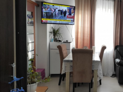 Apartament cu 3 camere