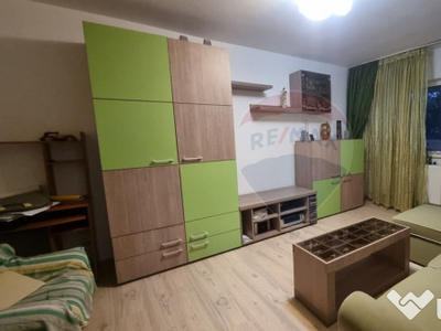 Apartament cu 3 camere de inchiriat in zona Lujerului