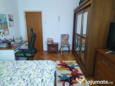 Apartament cu 3 camere, mobilat și utilat str. Doinei