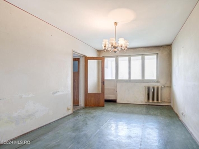 Apartament de 3 camere, vedere frumoasa, bloc Z, Drumul Taberei!